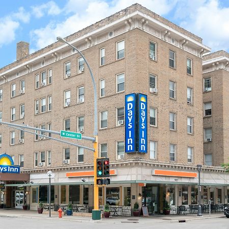 Days Inn By Wyndham Rochester Downtown Экстерьер фото